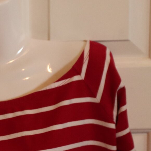 Gap Red/White Striped Casual Top Size XL - Picture 9 of 9